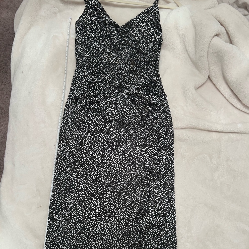 Abercrombie & Fitch Black and White Ruched Dress
